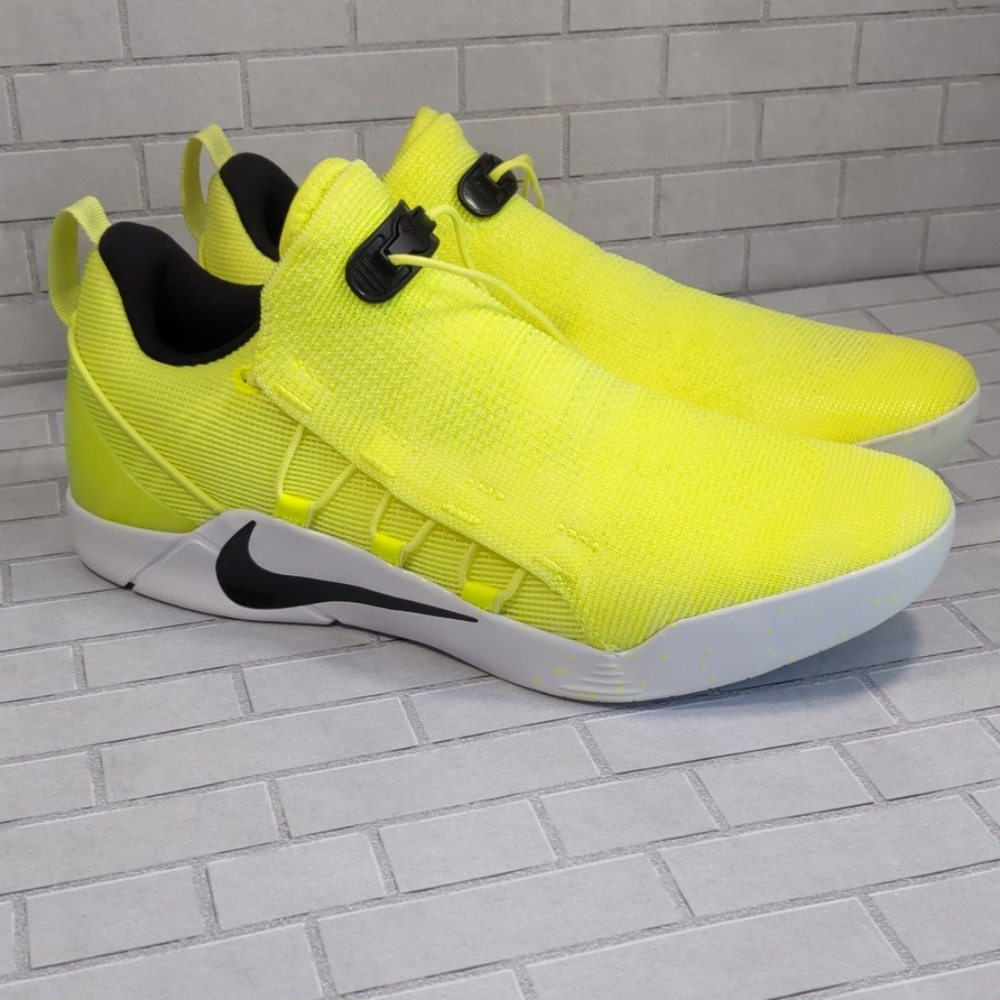 Nike Kobe AD NXT Volt